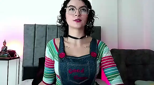 Snapshot of GabrielaMK chatting on December 15, 10:50 am GabrielaMK online show from December 15, 10:50 am