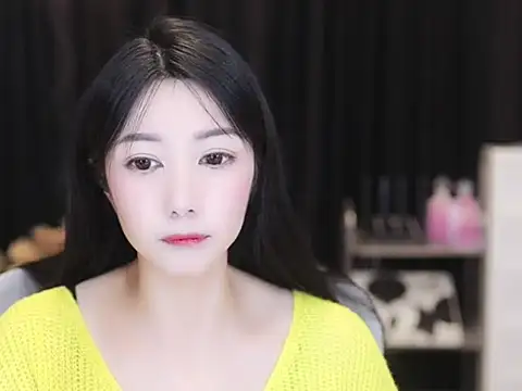 Snapshot of Nuyoah-77 chatting on October 9, 3:21 pm Nuyoah-77 online show from October 9, 3:21 pm