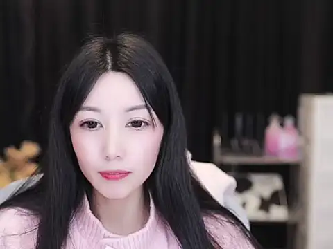 Snapshot of Nuyoah-77 chatting on November 13, 3:55 pm Nuyoah-77 online show from November 13, 3:55 pm