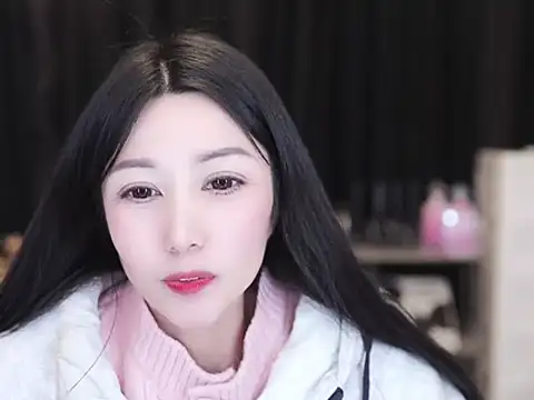 Snapshot of Nuyoah-77 chatting on November 19, 4:40 pm Nuyoah-77 online show from November 19, 4:40 pm