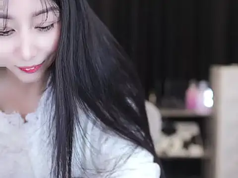 Snapshot of Nuyoah-77 chatting on November 27, 3:36 pm Nuyoah-77 online show from November 27, 3:36 pm