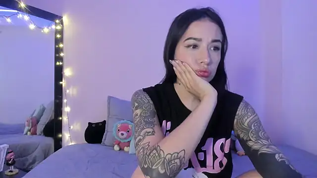 ValeriaCox online show from February 20, 11:10 pm