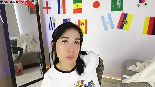 ValeriaCox online show from June 22, 1:19 pm