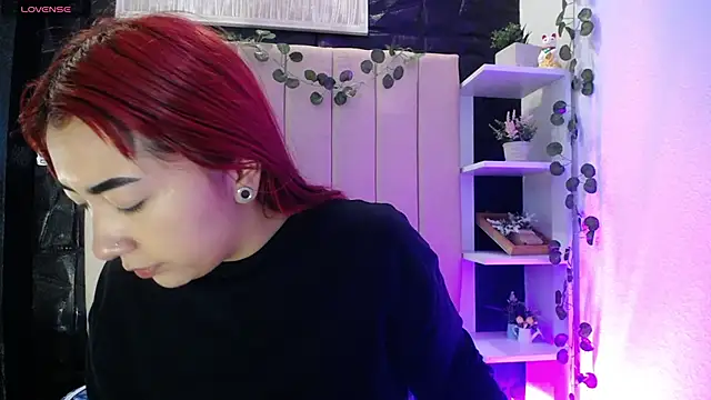 Mia Rinn online show from January 25, 1:30 pm