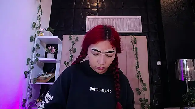 Mia Rinn online show from February 3, 1:51 pm