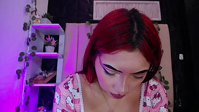 Mia Rinn online show from February 6, 4:47 pm