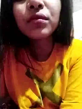 Hotty-Divya online show from December 26, 9:22 am