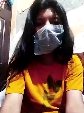 Hotty-Divya online show from January 8, 9:00 am