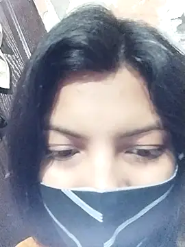 Hotty-Divya online show from March 22, 1:41 pm