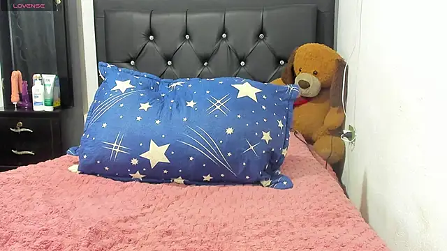 Natassha brown1 online show from September 19, 2:02 am