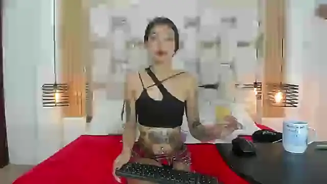 KathaleiaRoss online show from February 12, 5:05 am