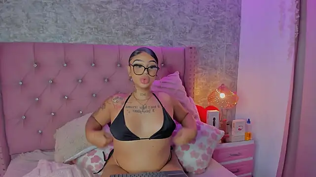 Mia Jansen online show from January 19, 1:59 pm