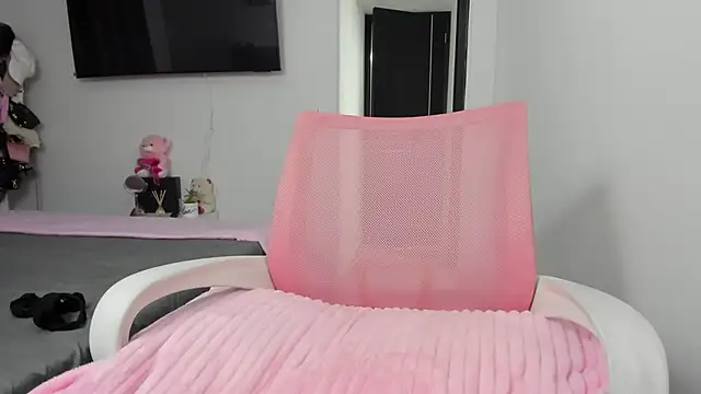 Ori valentina online show from January 15, 11:51 pm