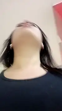 Snapshot of Lesly_10- chatting on January 1, 11:29 pm Lesly 10- online show from January 1, 11:29 pm