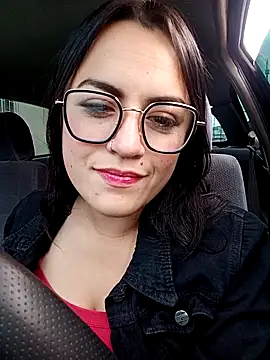 Snapshot of Lesly_10- chatting on March 18, 5:21 pm Lesly 10- online show from March 18, 5:21 pm