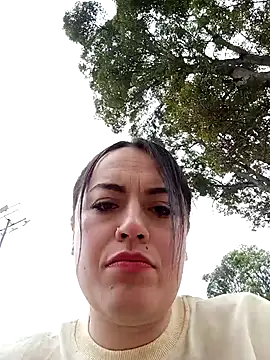 Snapshot of Lesly_10- chatting on March 21, 12:17 pm Lesly 10- online show from March 21, 12:17 pm