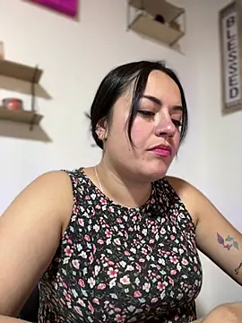 Lesly 10- online show from June 21, 8:00 pm