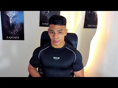 Snapshot of Andrew_wolf7 chatting on December 10, 3:52 am Andrew wolf7 online show from December 10, 3:52 am