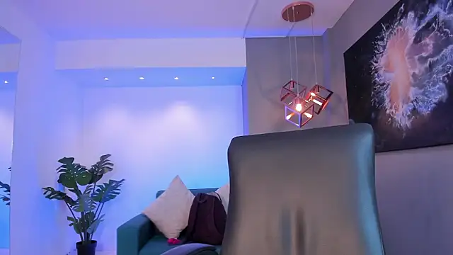 Lyssa Muller online show from September 23, 4:10 pm