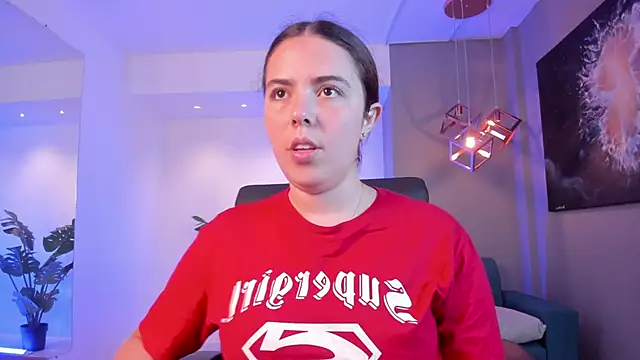 Lyssa Muller online show from October 6, 4:15 pm