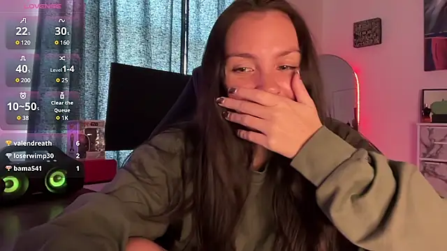 sweetsariaah online show from November 8, 6:07 pm