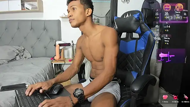 Snapshot of Ryan_Vergon chatting on March 10, 4:06 am Ryan Vergon online show from March 10, 4:06 am