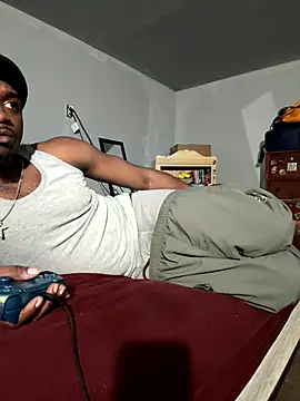 Snapshot of SluttyLyfe4L chatting on October 24, 8:11 am SluttyLyfe4L online show from October 24, 8:11 am