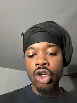 SluttyLyfe4L online show from June 17, 5:36 pm