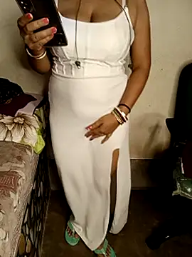 Sony-Model online show from November 30, 5:17 pm