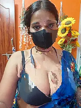 Sony-Model online show from June 6, 9:47 am