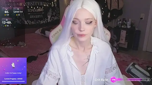 Snapshot of Crackling_Tatii chatting on October 28, 7:16 pm Crackling Tatii online show from October 28, 7:16 pm