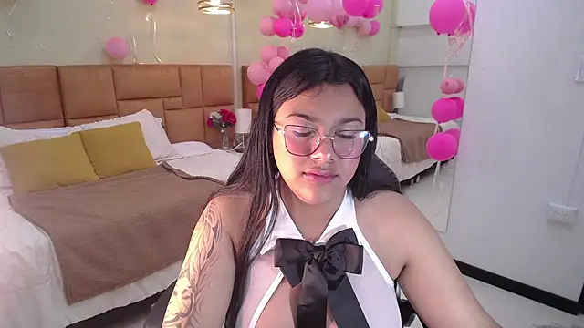  Dulcinea 1 online show from February 8, 9:35 am
