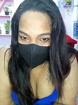  Hot Kisses  online show from December 24, 6:06 pm