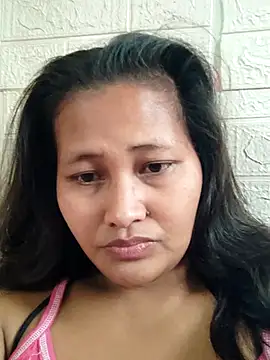 Snapshot of Sweetchuby1995 chatting on March 16, 2:06 am Sweetchuby1995 online show from March 16, 2:06 am