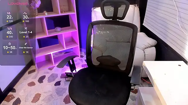 EmySilver online show from December 5, 2:00 pm