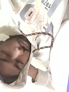 devilsam3327 online show from January 9, 2:42 pm