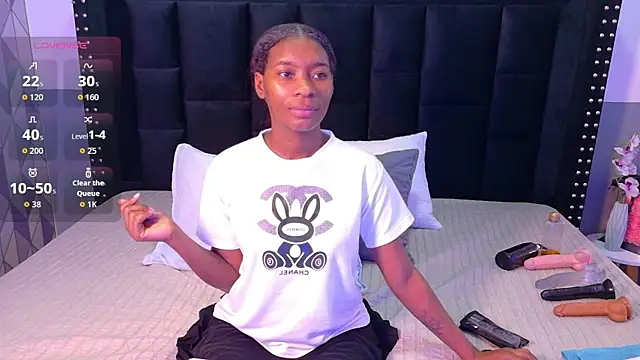 petitelittleebony online show from April 25, 2:58 am