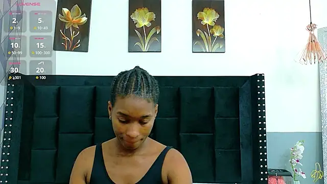 petitelittleebony online show from May 29, 2:42 am