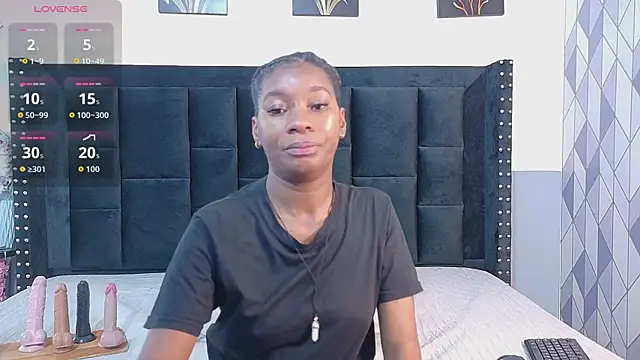 petitelittleebony online show from July 16, 2:28 am