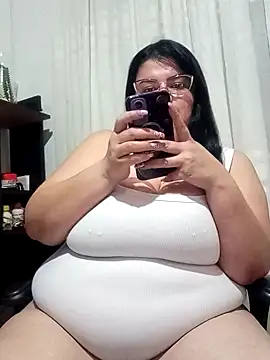 Madisonpalacio online show from January 20, 2:32 am