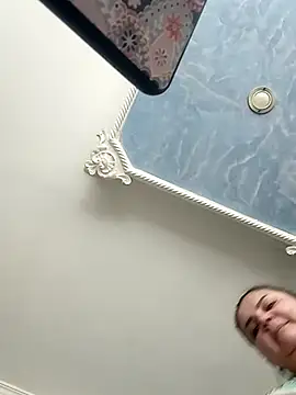 Madisonpalacio online show from March 17, 2:45 pm