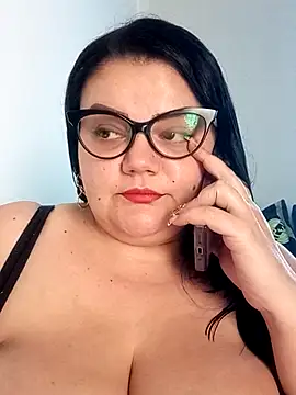 Madisonpalacio online show from December 2, 7:20 pm