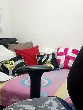 Madisonpalacio online show from March 1, 6:10 pm