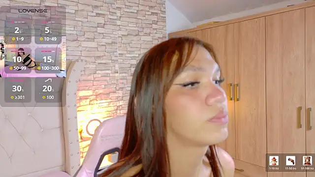 Sara-Smith- online show from May 15, 12:56 pm