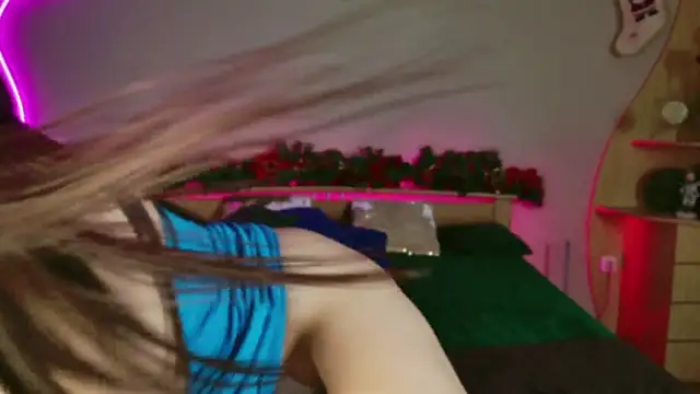Snapshot of Alisha_Shy chatting on February 1, 1:23 am Alisha Shy online show from February 1, 1:23 am