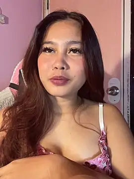 Snapshot of ursweet_babygirl chatting on April 10, 5:17 pm ursweet babygirl online show from April 10, 5:17 pm