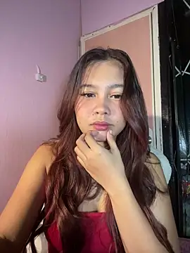 Snapshot of ursweet_babygirl chatting on April 18, 4:11 pm ursweet babygirl online show from April 18, 4:11 pm