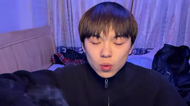 xiaottt1918 online show from January 15, 12:36 pm