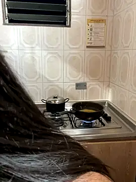 zoe roux21 online show from November 7, 12:21 am