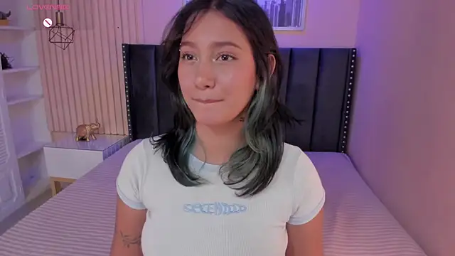 Snapshot of Yazmin_rouse chatting on February 19, 3:49 pm Yazmin rouse online show from February 19, 3:49 pm